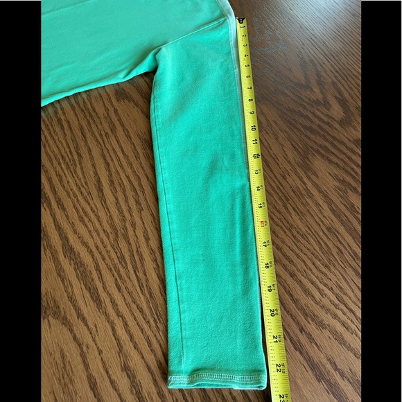 L.L. Bean Green Pima Cotton Crew Neck Top Size XS - Picture 3 of 10